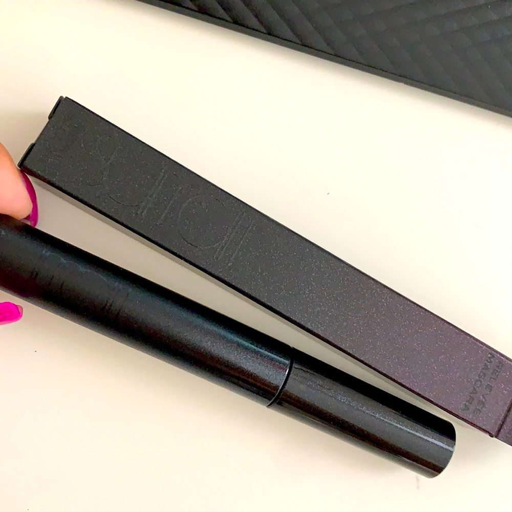Surrat Relevee Mascara